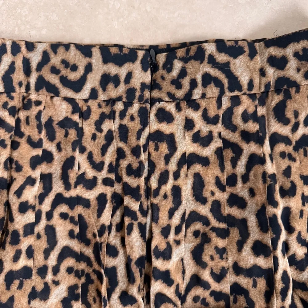J Crew Pleated Knee Length Fit Flare Skirt Leopard Print Womens Size 00